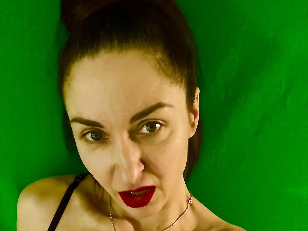 Perfil con Bozhenaraiskaya - Imagen  n°1