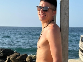 Sexo por webcam con Brandon_Reeves