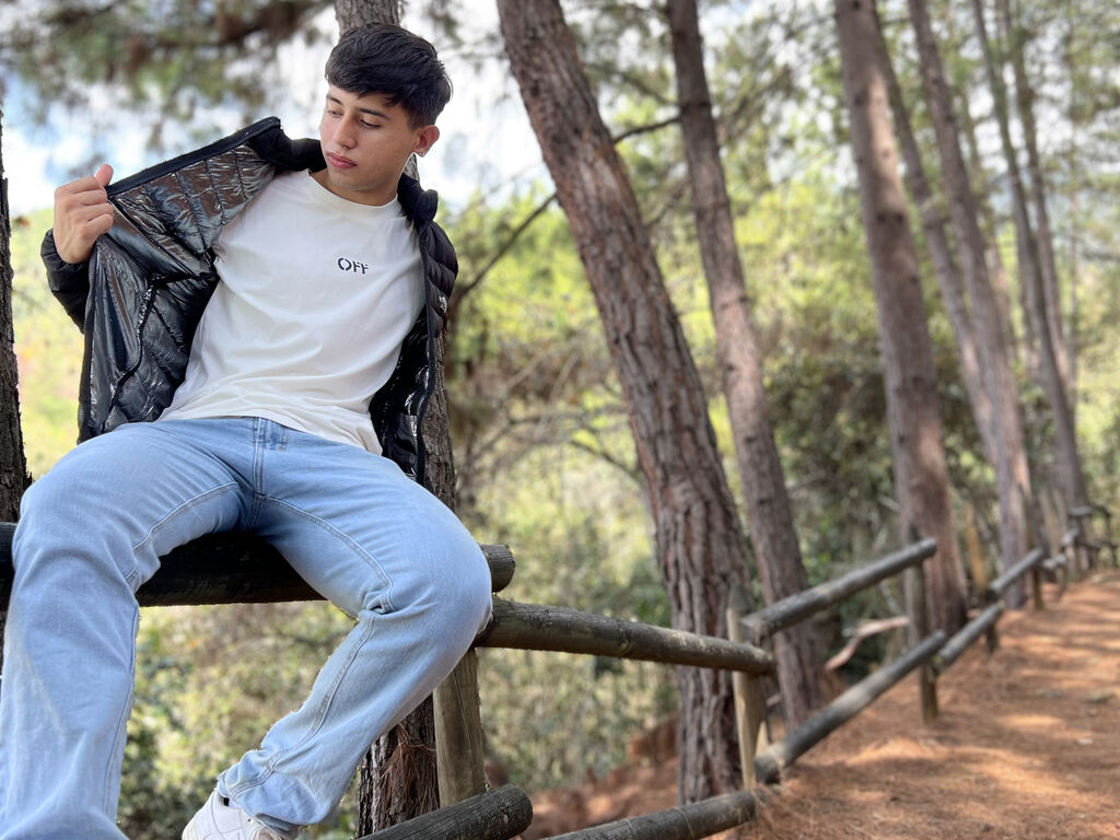 Brandonmillerr's profile - Image n°0
