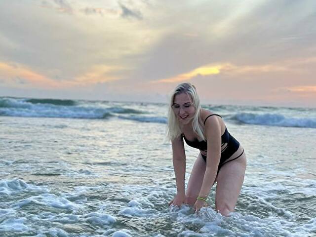 BrandyStars's profile - Image n°2