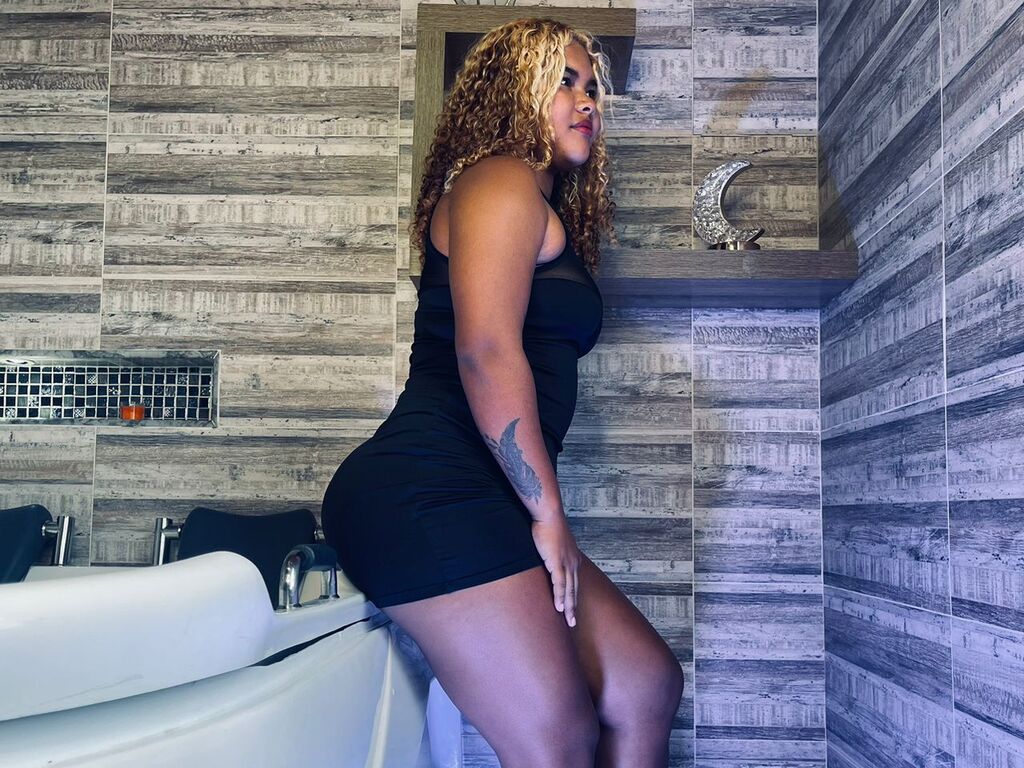 Brandytorres's profile - Image n°1