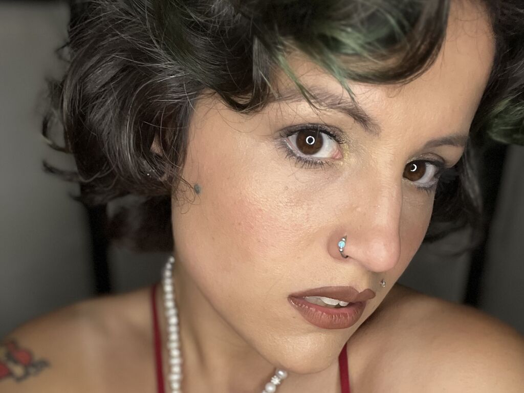 Brattybride' profilo - Immagine n°3