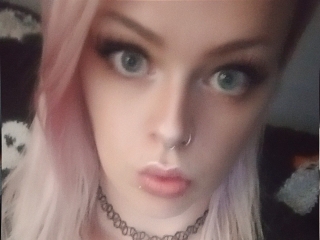 Webcam sex con Brattylittledemonx