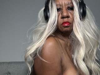 Webcam sex con Breanadivine