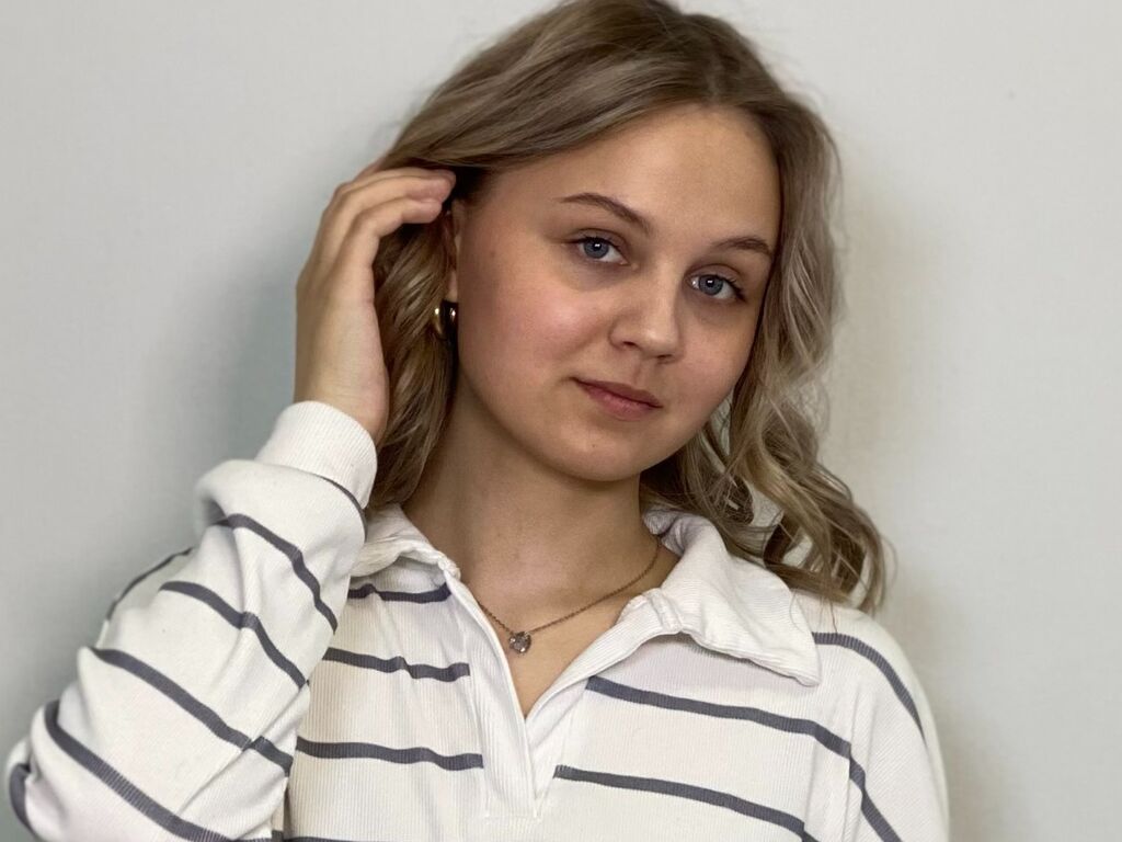 Breeatherton's profile - Image n°0