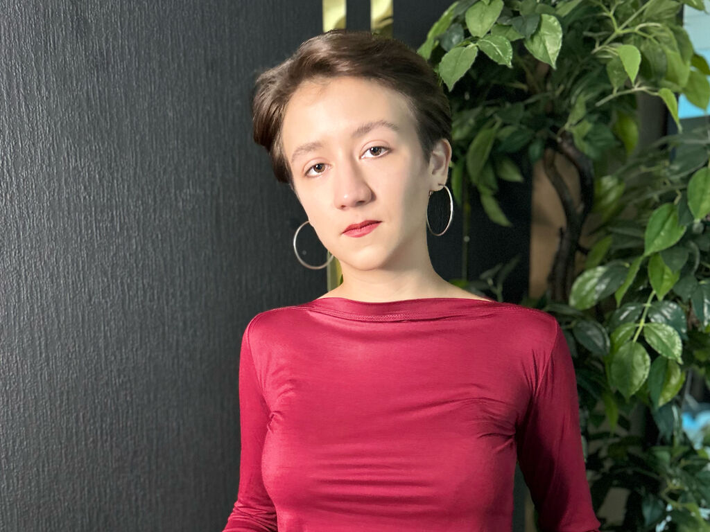 Breemay's profile - Image n°0
