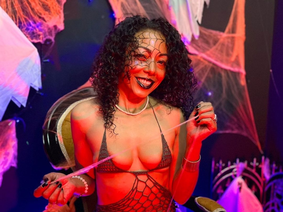 Brendaliive's profile - Image n°1