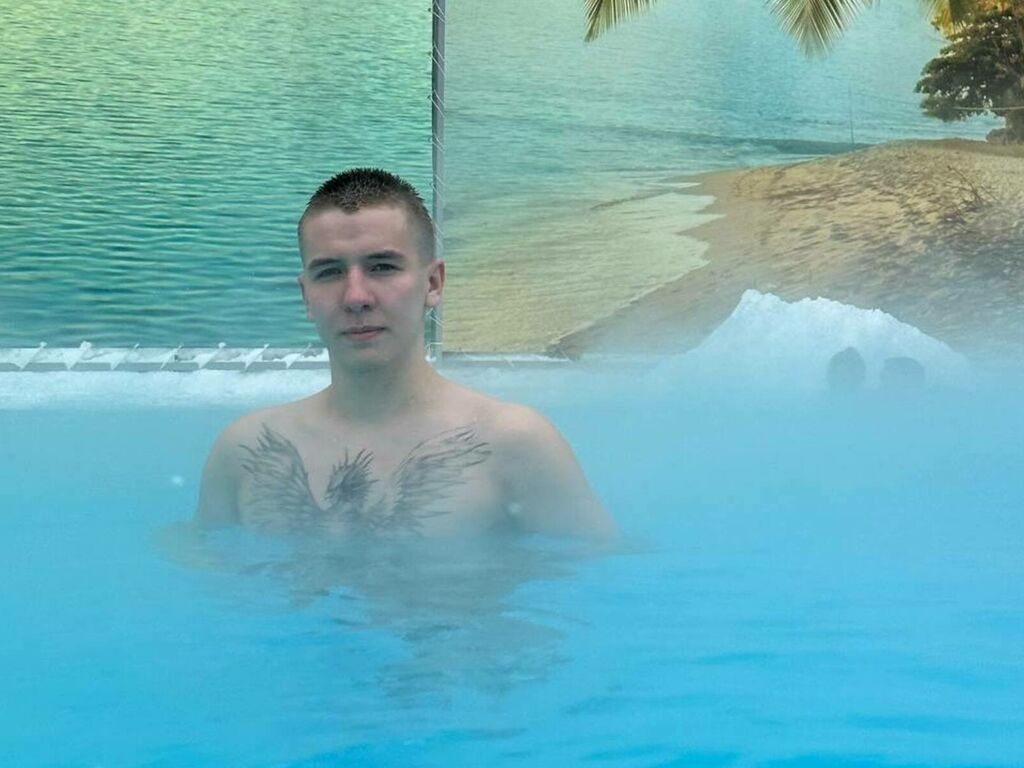 Brianhorn's profile - Image n°0