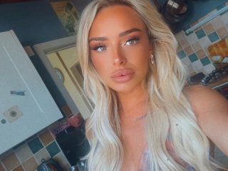 Sexcam Porn von Britishblondeemily96