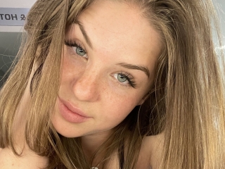 Webcam sex con Brittneyconners