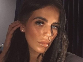Brokebitch's Sexcam
