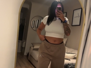 Webcam sex con Brunettevirgo
