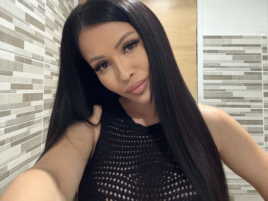 Bryannakamily's profile - Image n°0