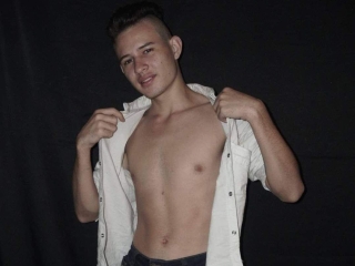 Bryansex110's Sexcam
