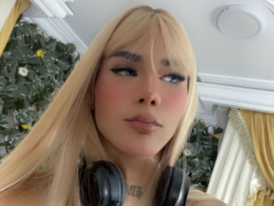 Bunnyhotsx's profile - Image n°3
