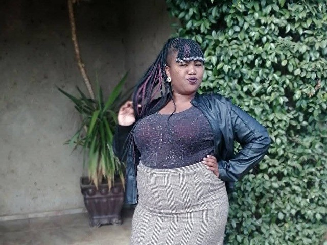 Perfil con BUSTY30 - Imagen  n°0