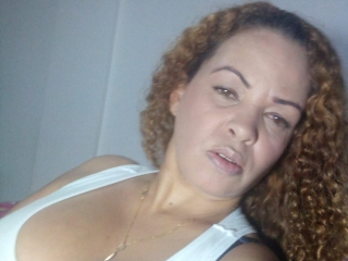 Bustyamanda30's Sexcam