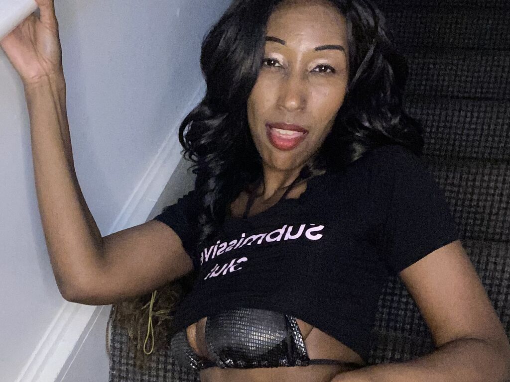 Bustybaddie' profilo - Immagine n°1