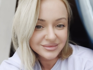 Webcam sex de Bustyemaxx