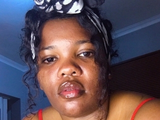 Webcam sex con Bustyjojo