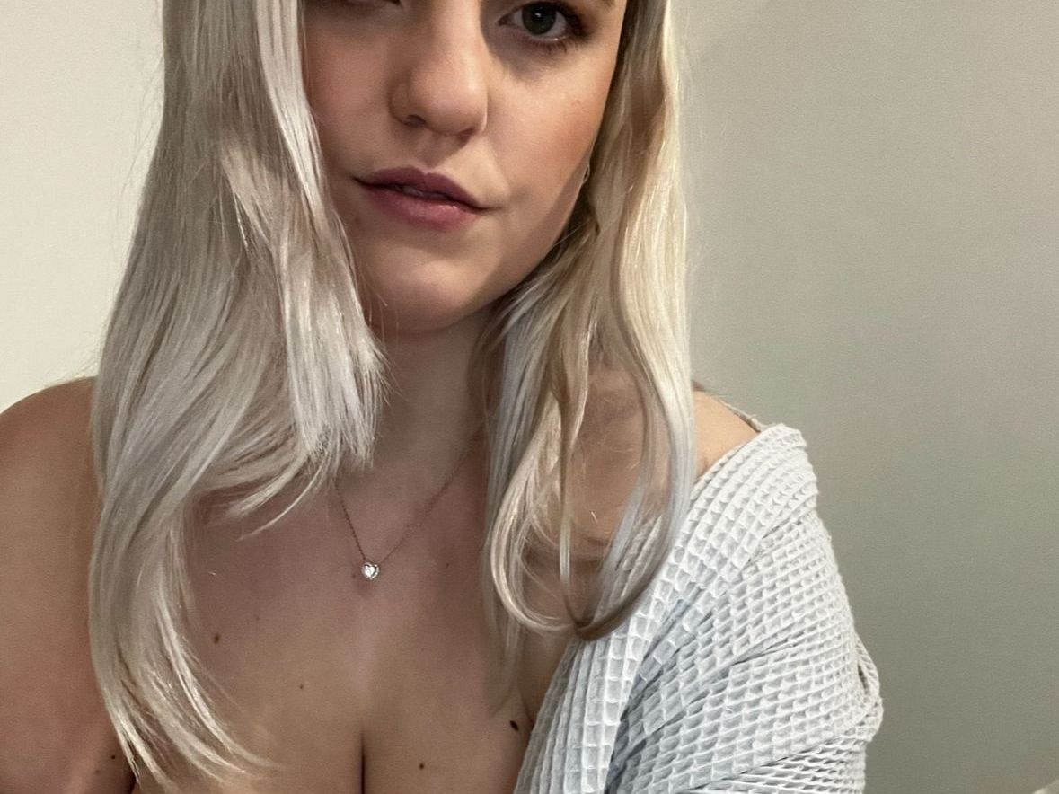 Bustykellyxxx's profile - Image n°3