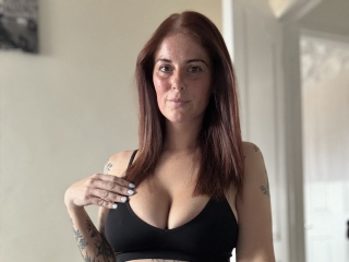 Bustyolivia69's Sexcam