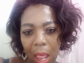 Bustywendyxxx47's Sexcam