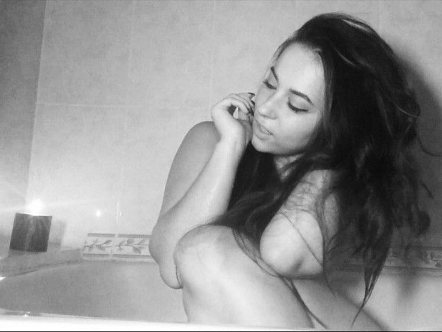 Vaiolett's profiel - Afbeelding n°49