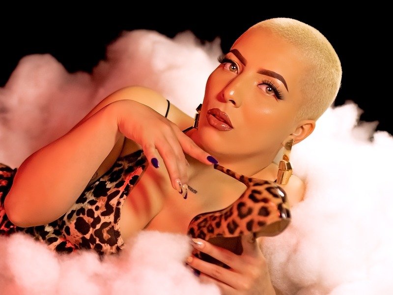 Caamilachain' profilo - Immagine n°1