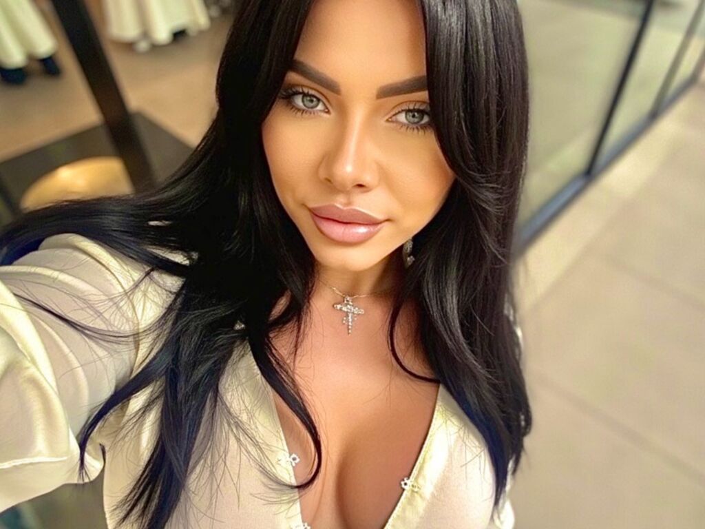 Perfil con Caitlyneva - Imagen  n°2