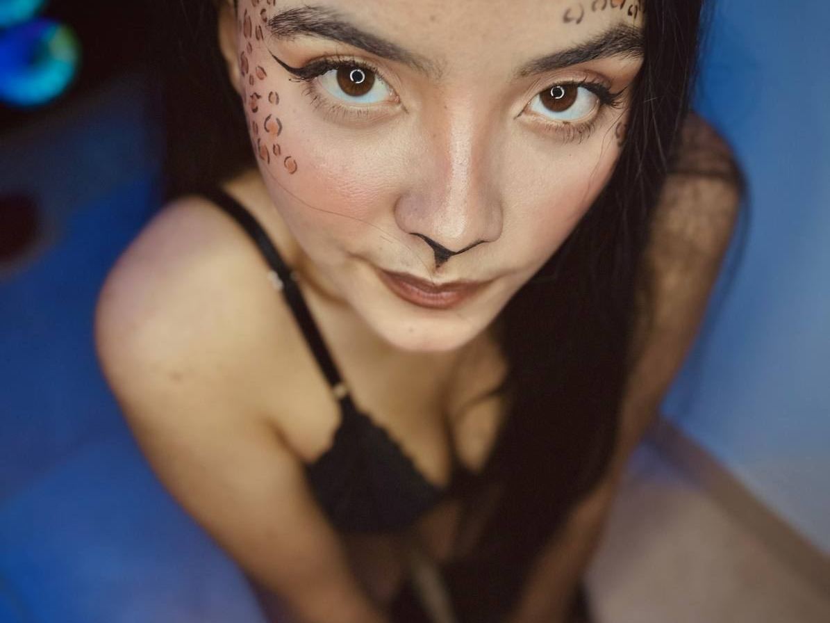 Callmeanaa's profile - Image n°0