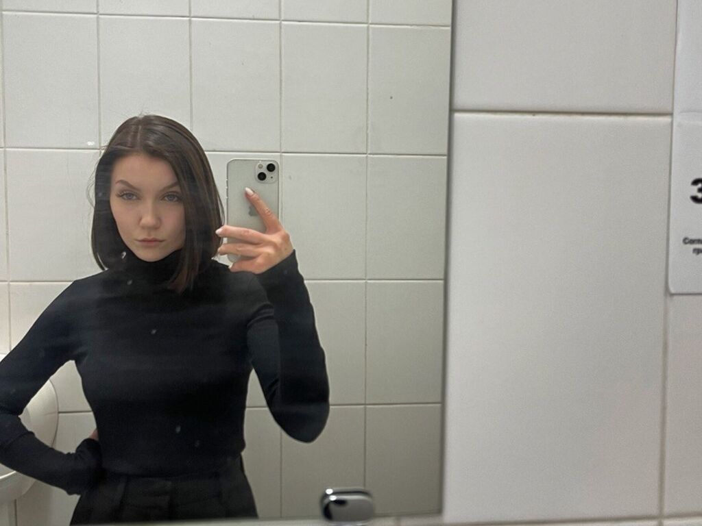 Camelliamosqueda's profile - Image n°1