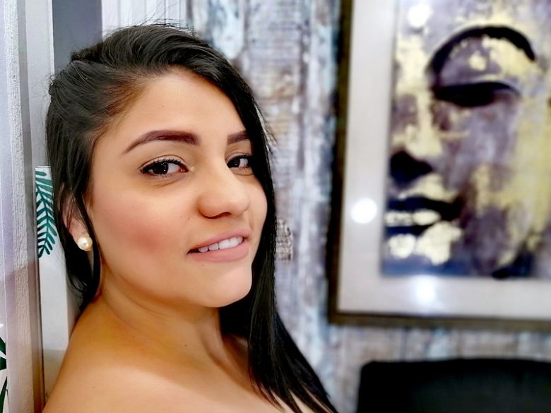 Camila_Alzatee's profile - Image n°5