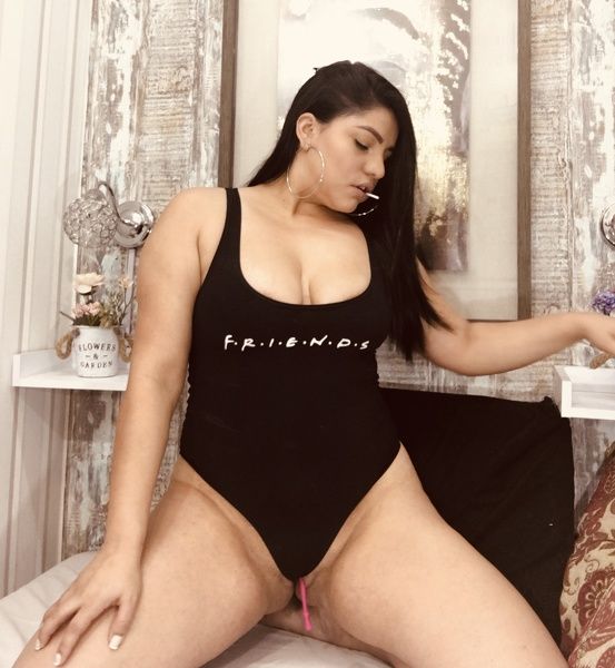 Camila_Alzatee's profile - Image n°16