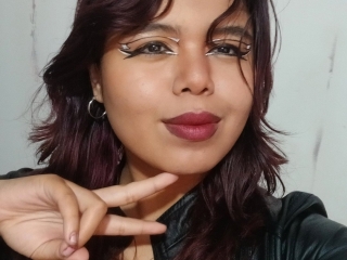 Webcam sex con Camiledumont22