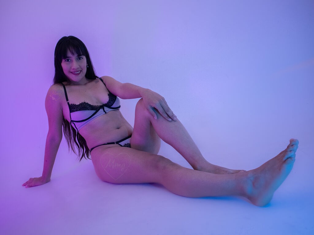 Camillejonhson's profile - Image n°0