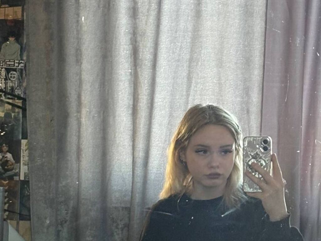 Candelariamino's profile - Image n°1