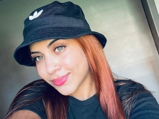 Sexo por webcam con Candiepasion