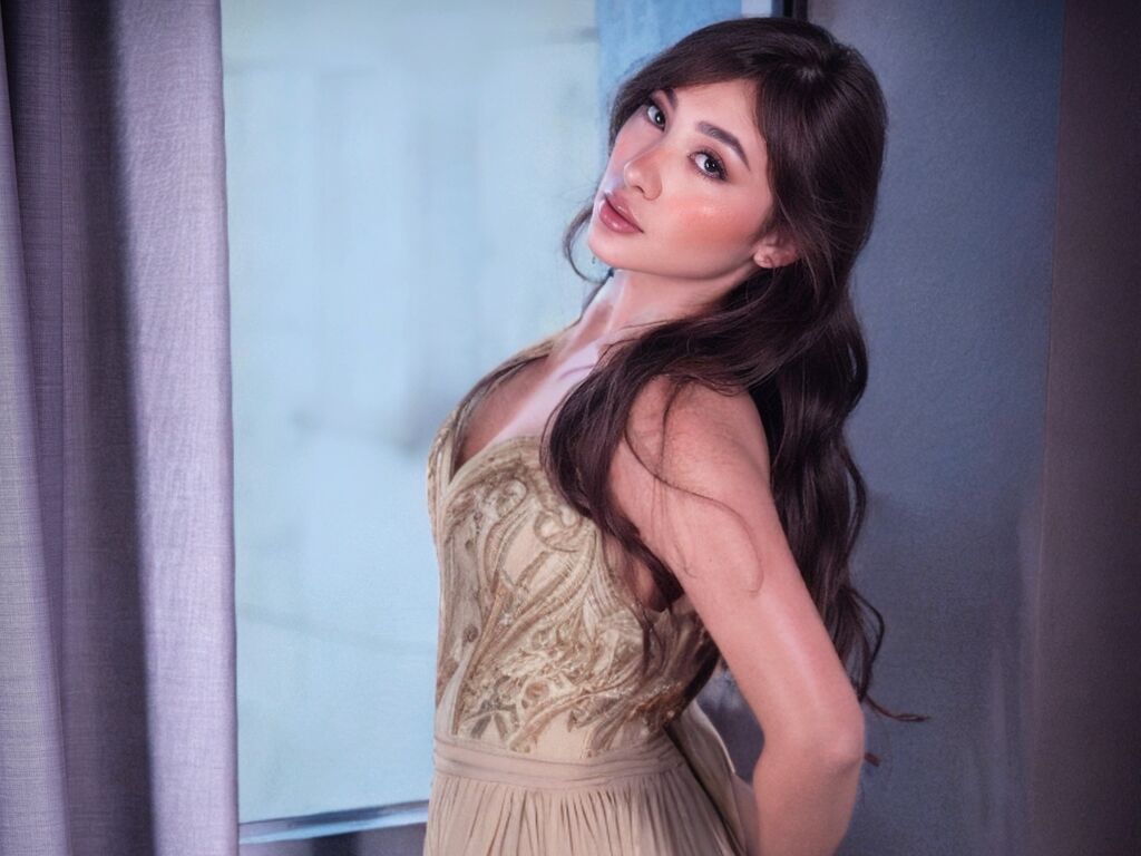 Candisantos's profile - Image n°1