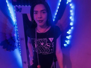 Candyhottrans's Sexcam