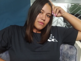 Candylia18's Sexcam