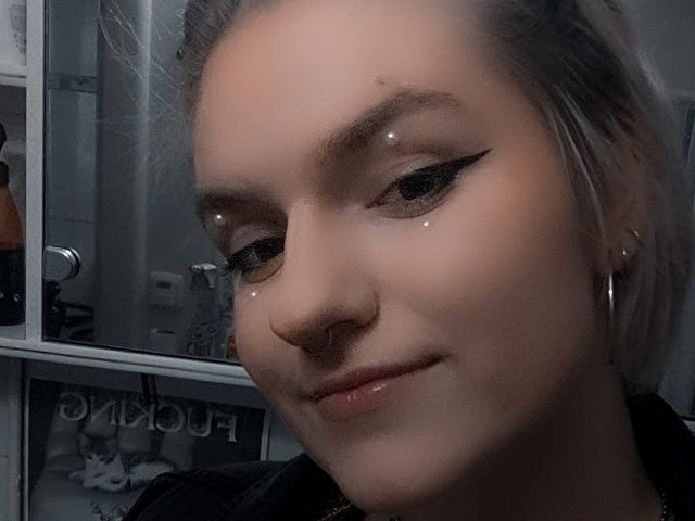 Carlacam's profile - Image n°0