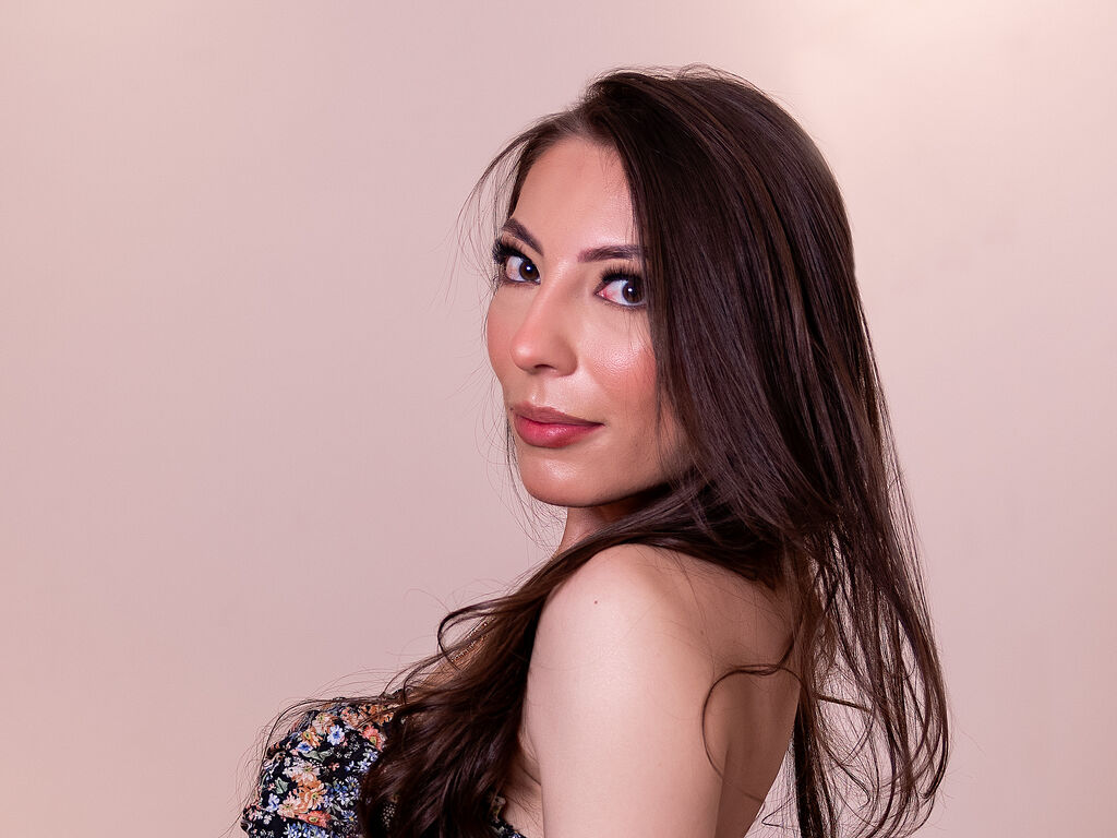 Carlagivenchi's profile - Image n°1