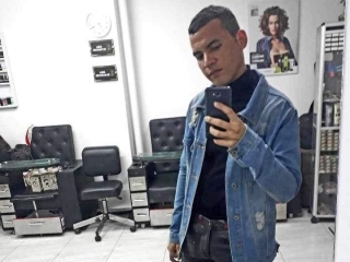 Carlosisla's Sexcam