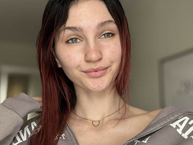 Carmelinalux's profile - Image n°0