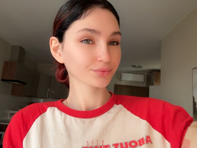 Carmelinalux's profile - Image n°1