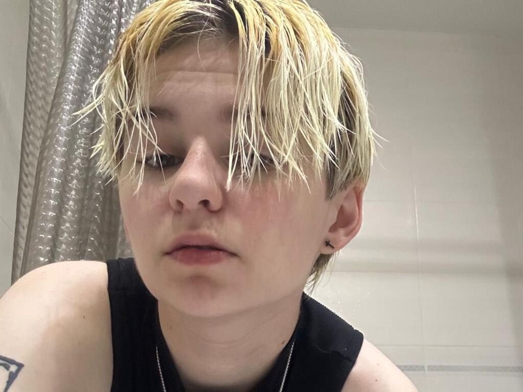 Carmengraham's profile - Image n°0