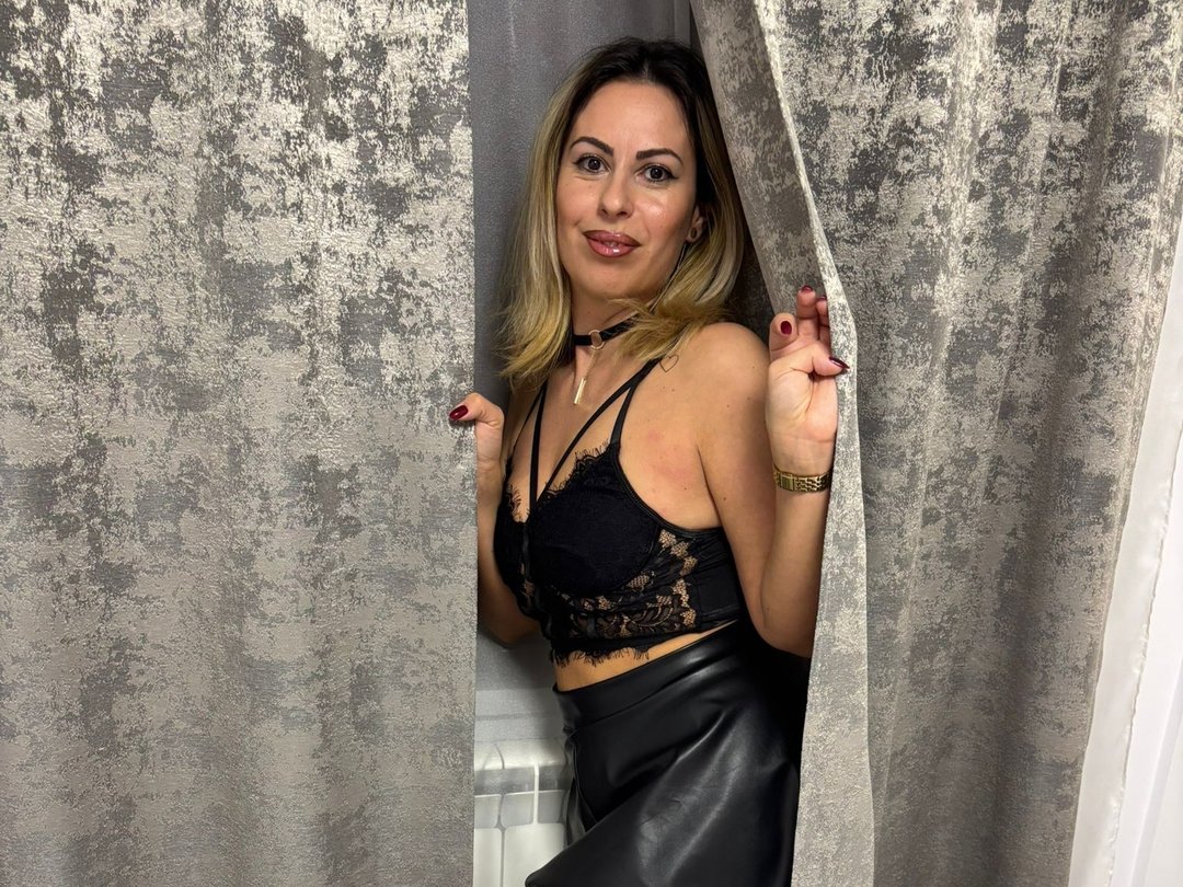 Carmiynna's profile - Image n°1