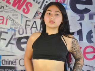 Webcam sex with Carolinacherry