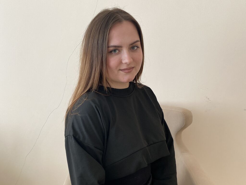 Carolinaevanse's profile - Image n°0